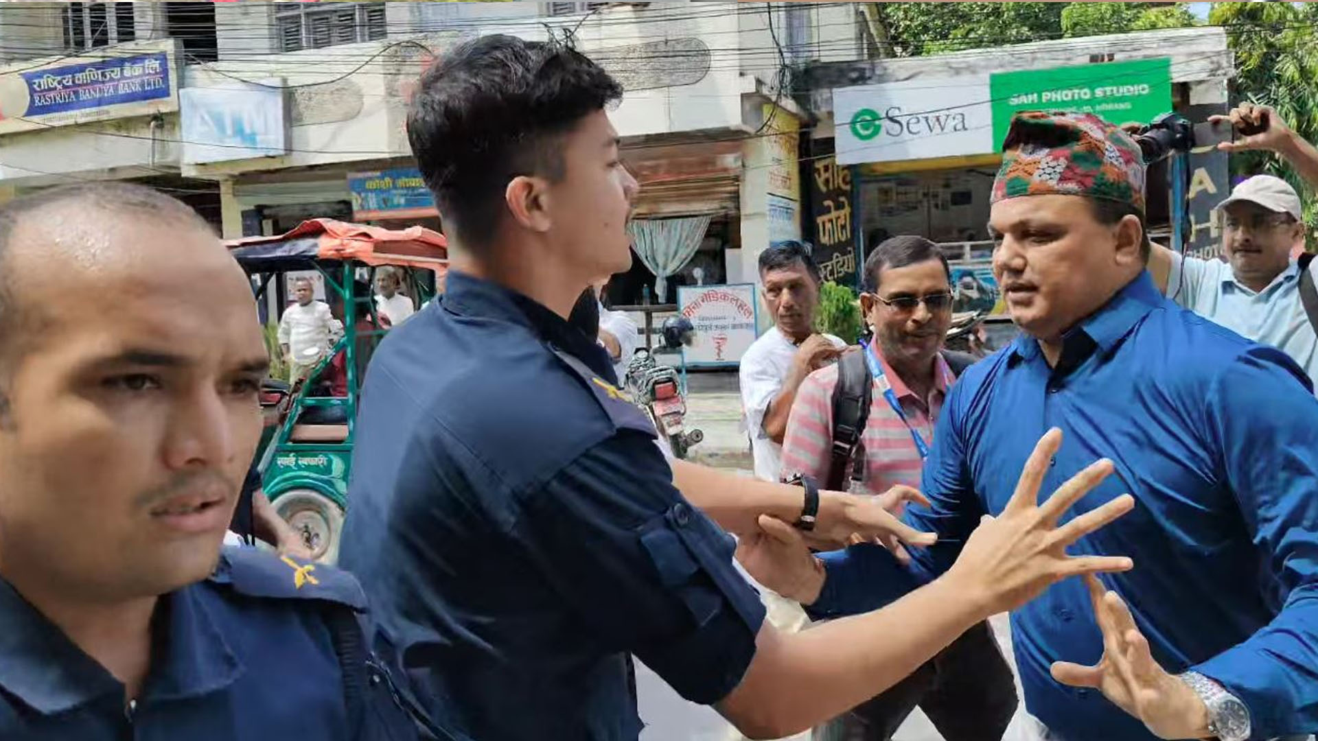 कोशीमा पत्रकार महासंघको माग सम्बोधन गर्न माओवादीको माग