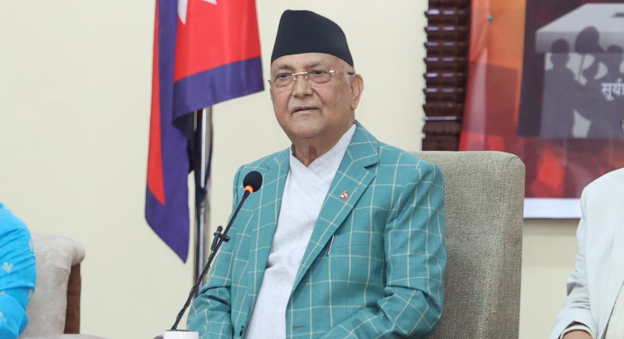 सेनाको सुरक्षा घेराबाट बाहिर आए ओली, पार्टीलाई अझै छैन जानकारी