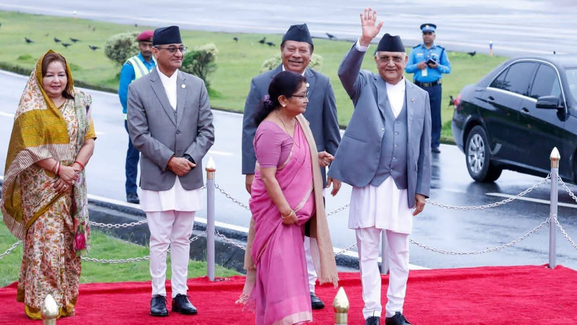 प्रधानमन्त्री ओली चीन प्रस्थान, भ्रमण टोलीमा को को छन् ?