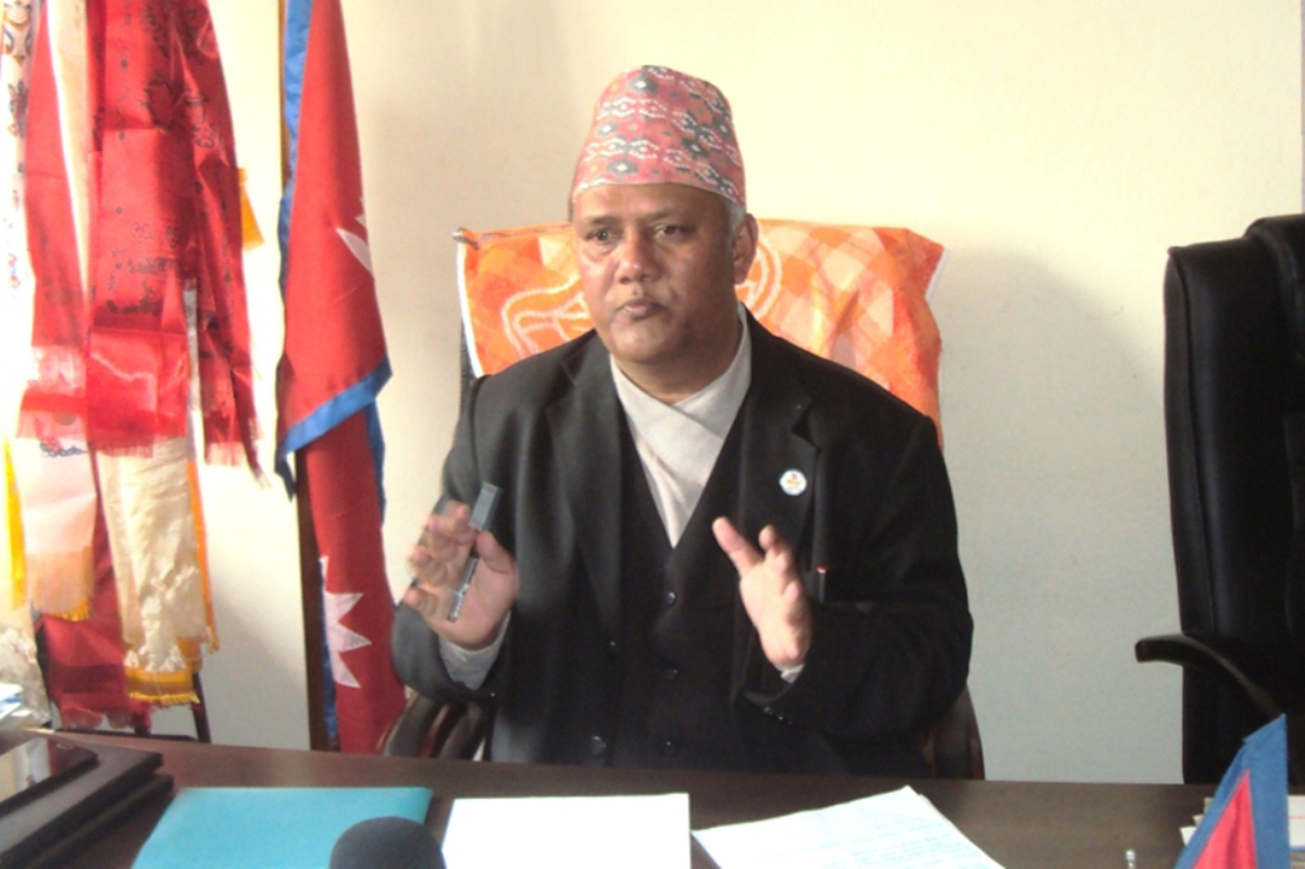 लेखा समितिका सभापति खड्काद्वारा गाडीलगायत सेवा सुविधा फिर्ता