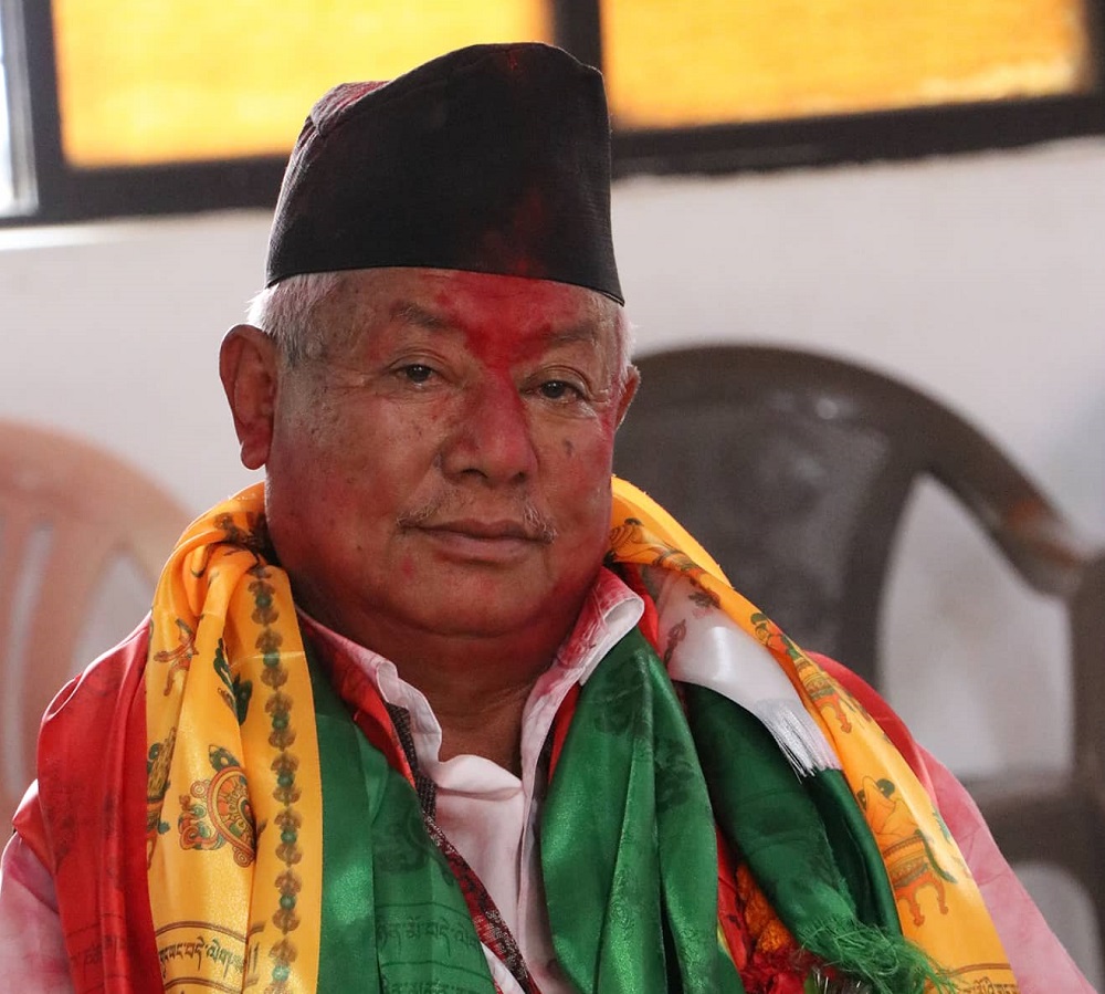 रोशन पाण्डेमाथि कुटपिट गर्ने कुन्साङ लामाले मेयरमा गराए मनोनयन दर्ता