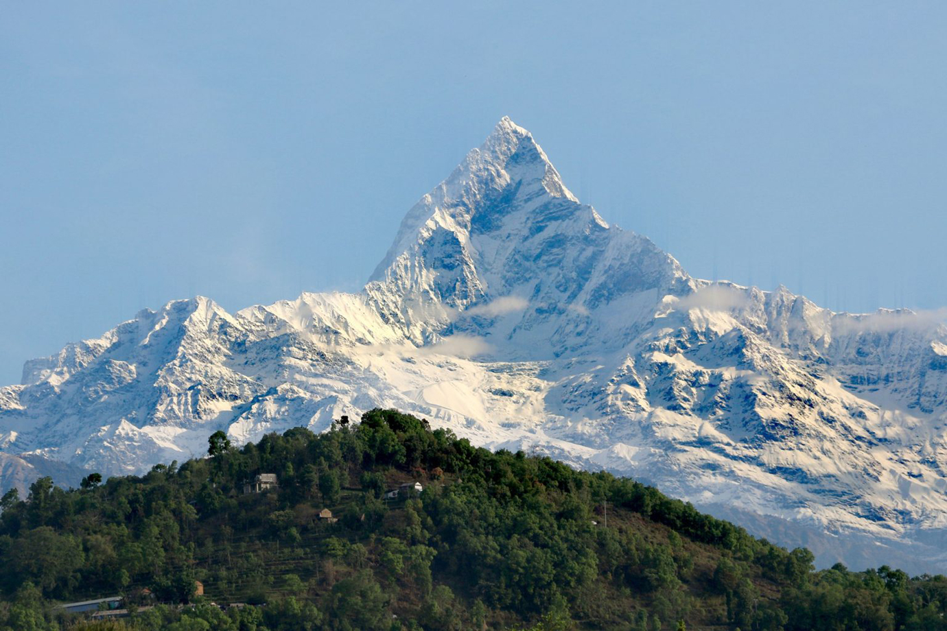 माछापुच्छ्रे आरोहण खोलौँ, ‘कोभिड पर्यटन’को हटकेक बनाऔँ