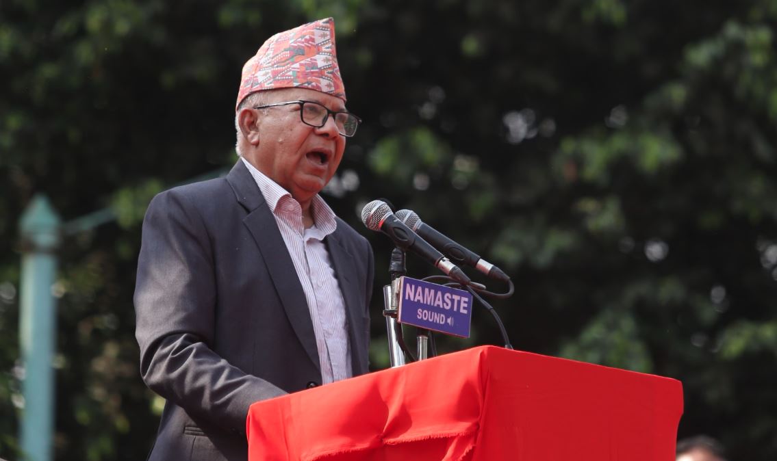 गणतन्त्रबारे गिरिजा, ज्ञानेन्द्र र आफूबीच सहमति भएपछि प्रचण्ड मिसिएको माधव नेपालको दाबी 