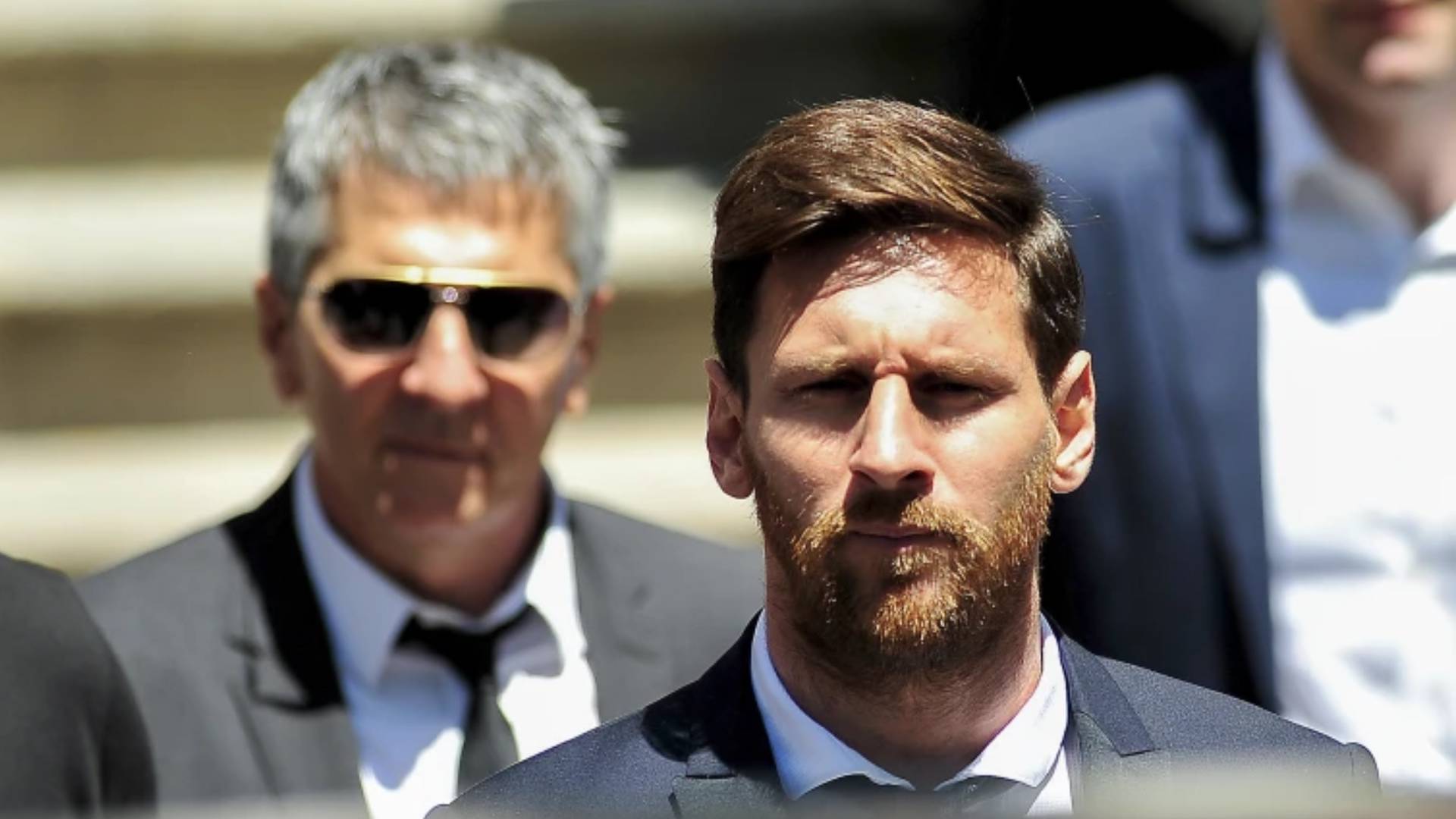 messi-and-father-1786261323.jpg