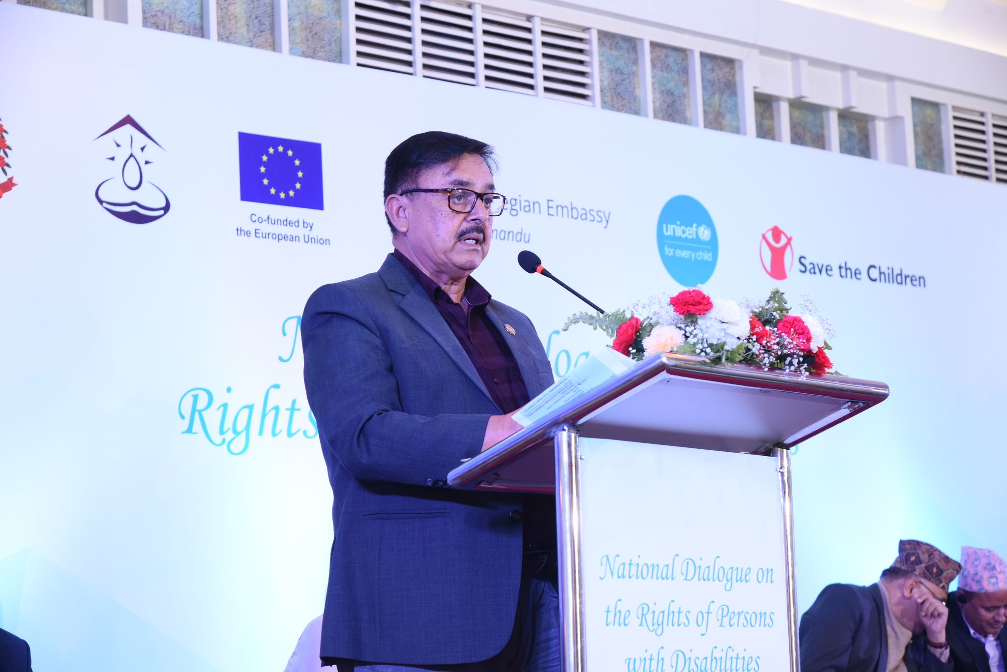अपाङ्गता भएका व्यक्तिकाे अधिकार सुनिश्चित गर्न सान्दर्भिक कानुन बनाउन पहल गर्छु- मन्त्री आचार्य