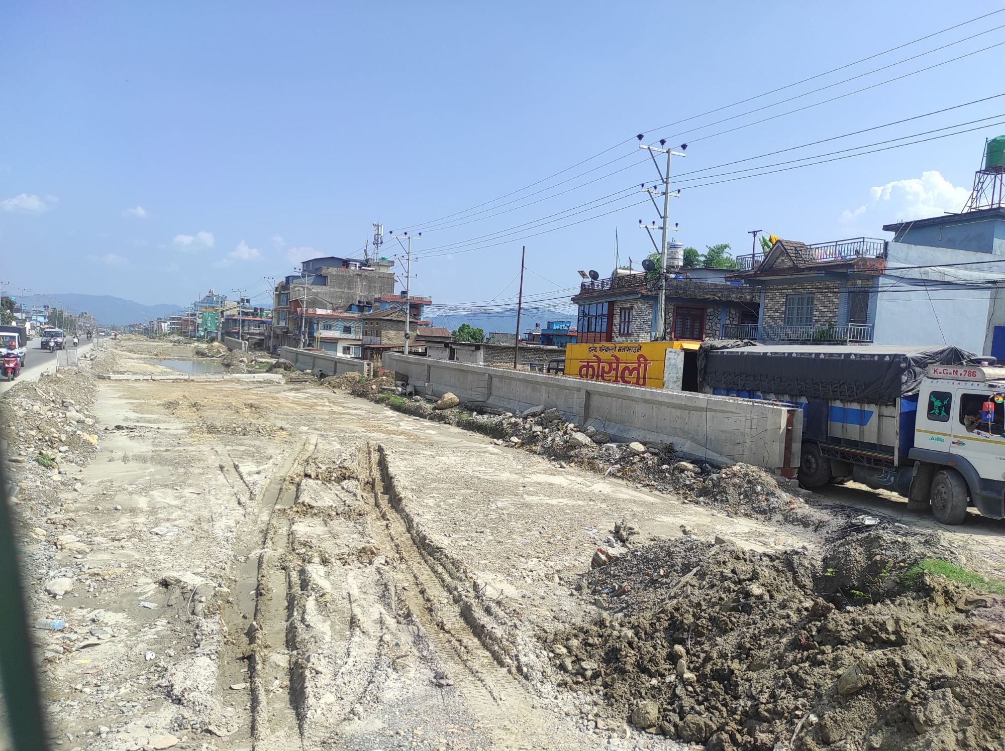muglin-pokhara-sadak-(12)-1748574510.jpg