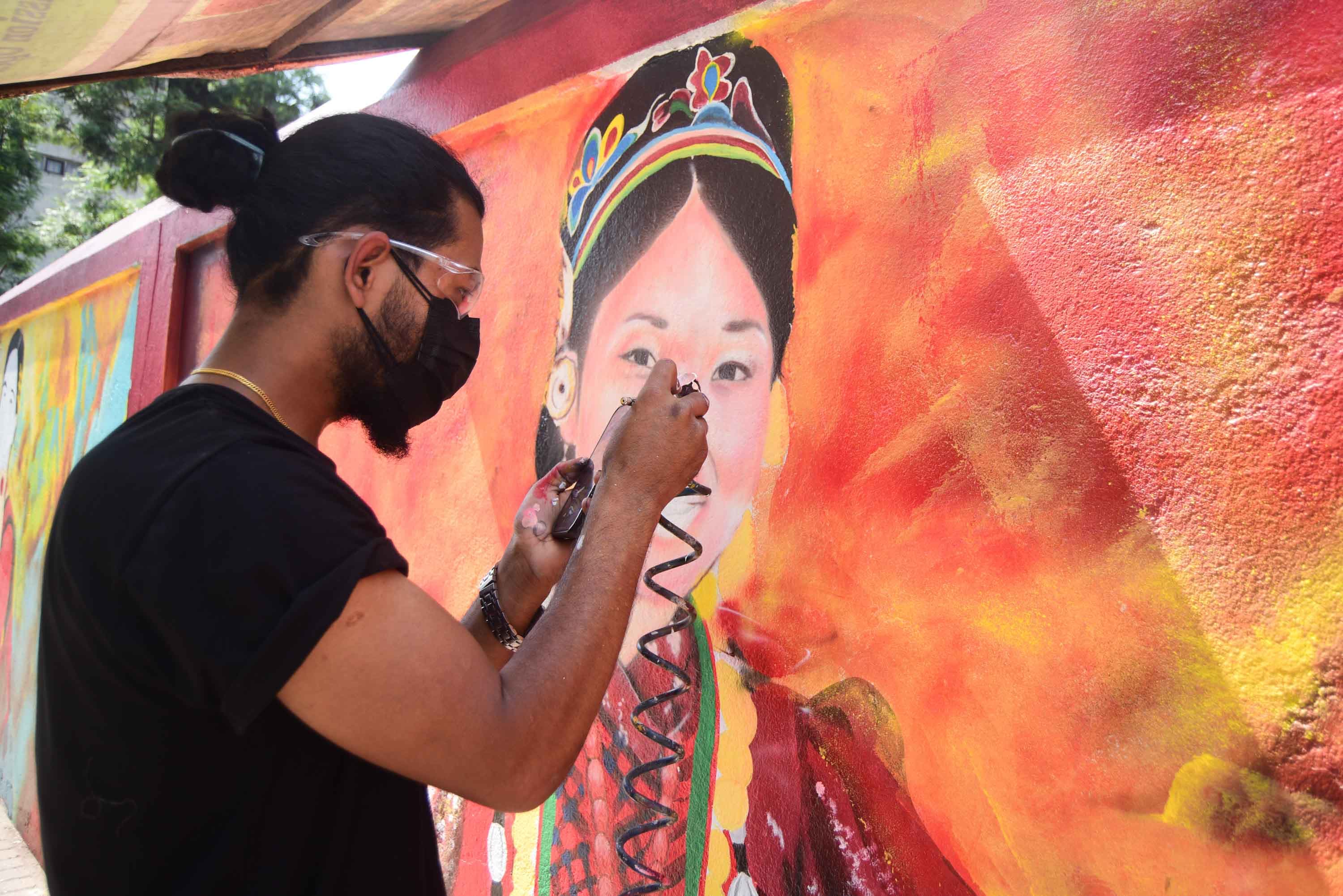 mural-(9)-1747112940.jpg