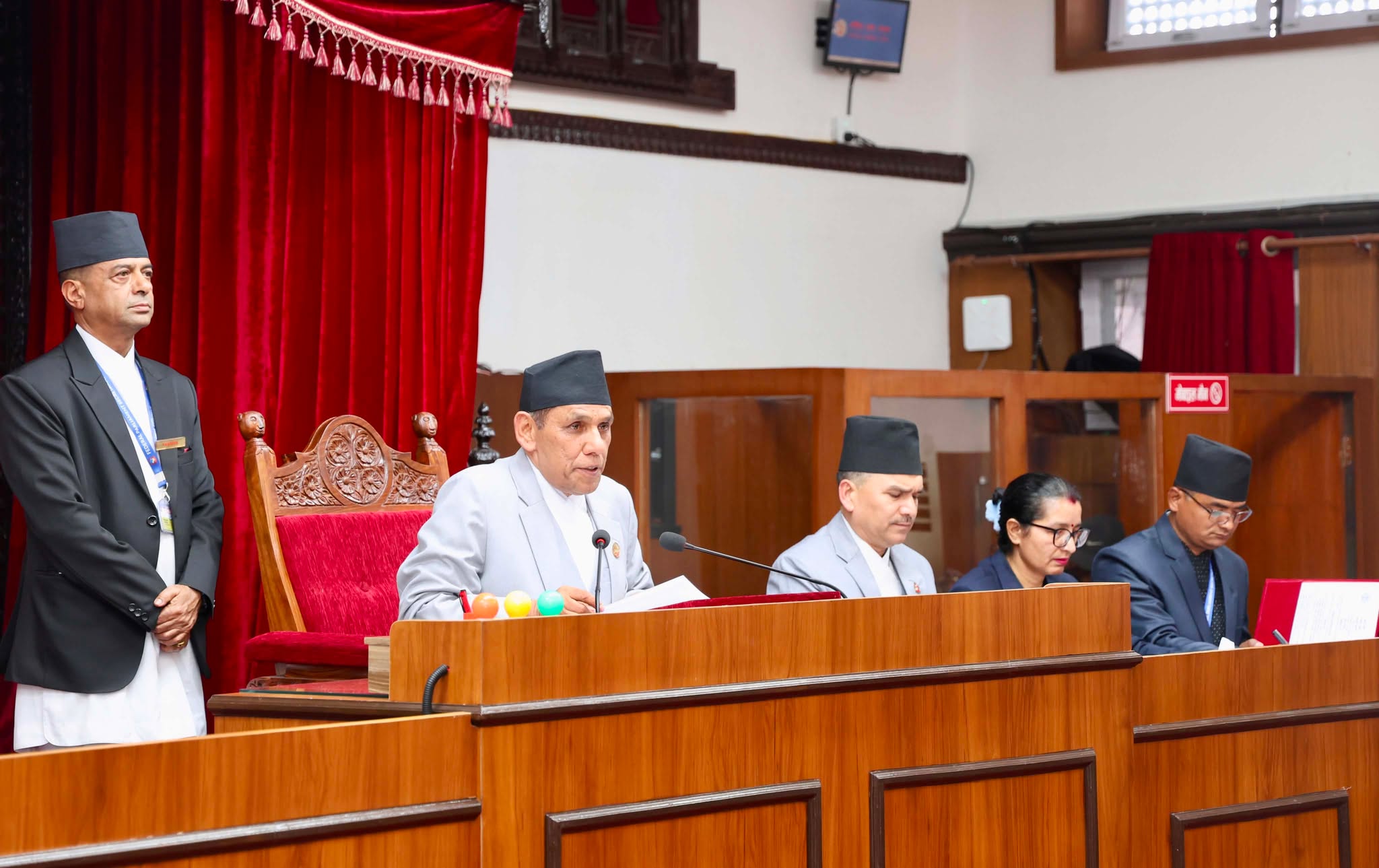 सवारी दुर्घटना, सुकुम्बासी र नागरिक सुविधाबारे राष्ट्रियसभामा उठ्याे आवाज