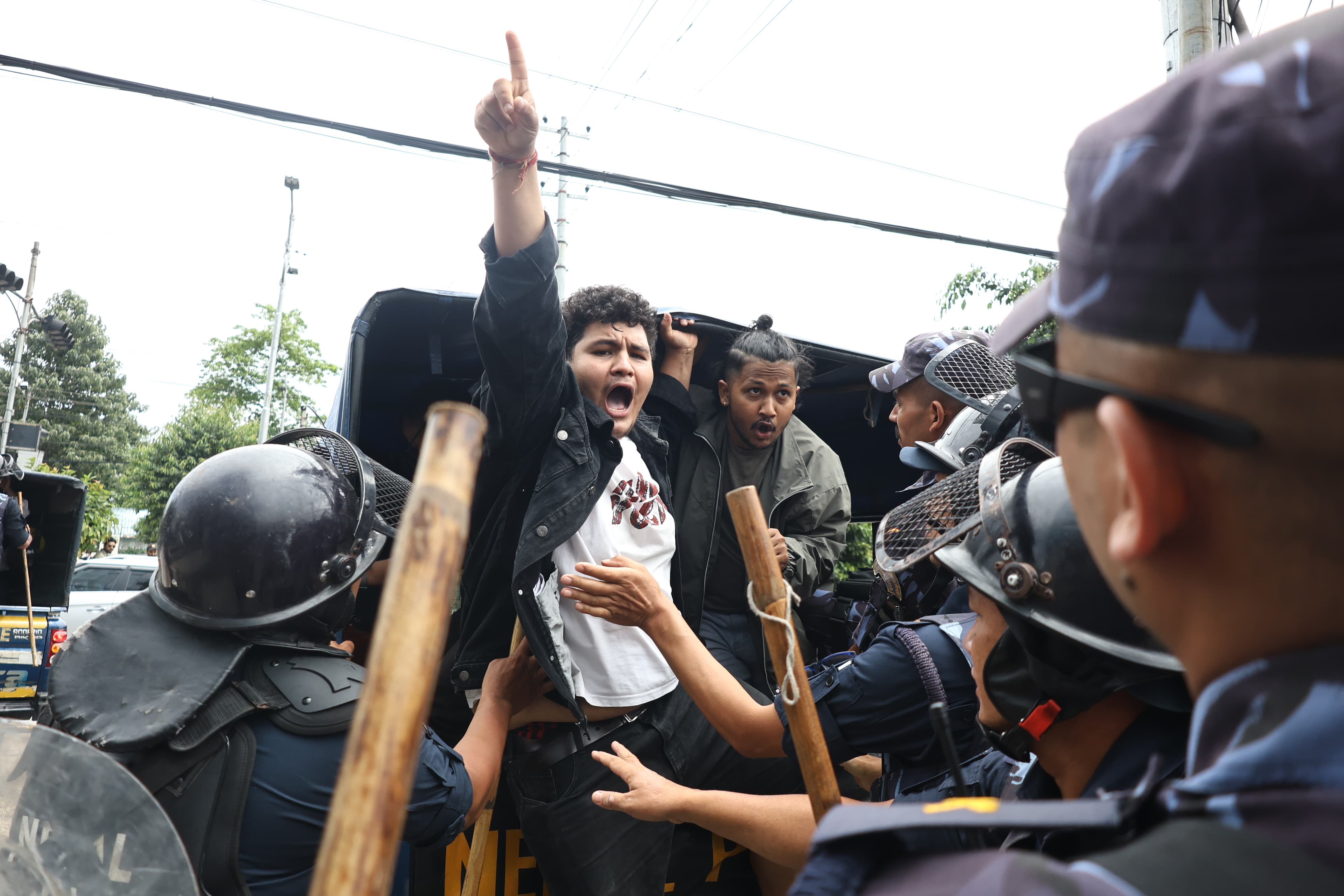 nebisang-protest-(3)-1752472928.jpeg