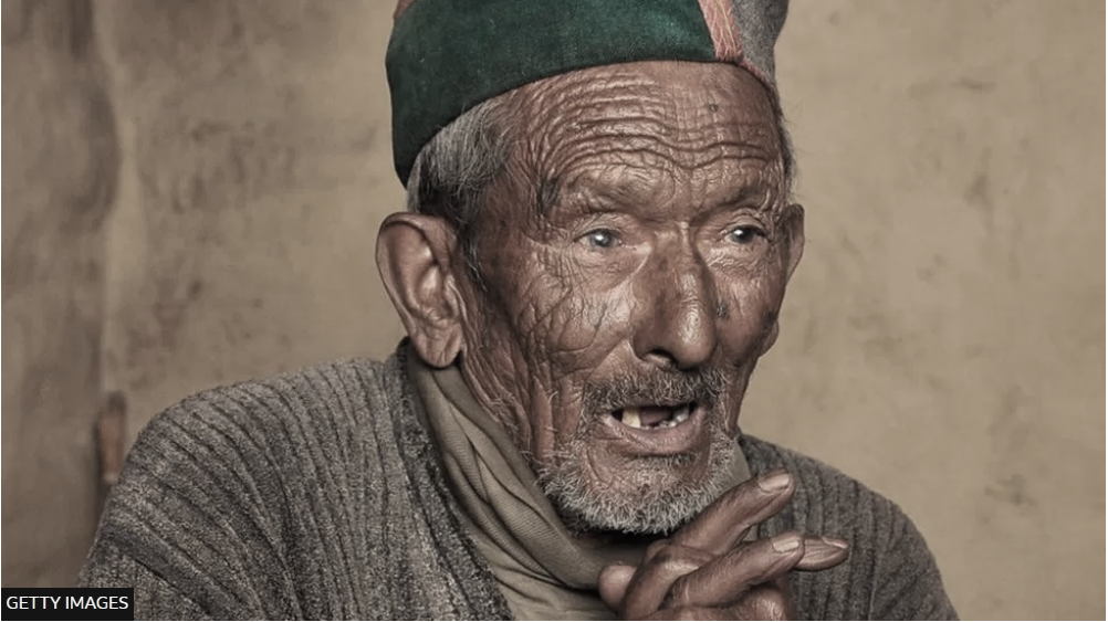 १०६ वर्षसम्म बाँचेका उनले ३४ चुनावमा भोट हाले, बित्नुभन्दा तीन दिनअघि अन्तिम मतदान