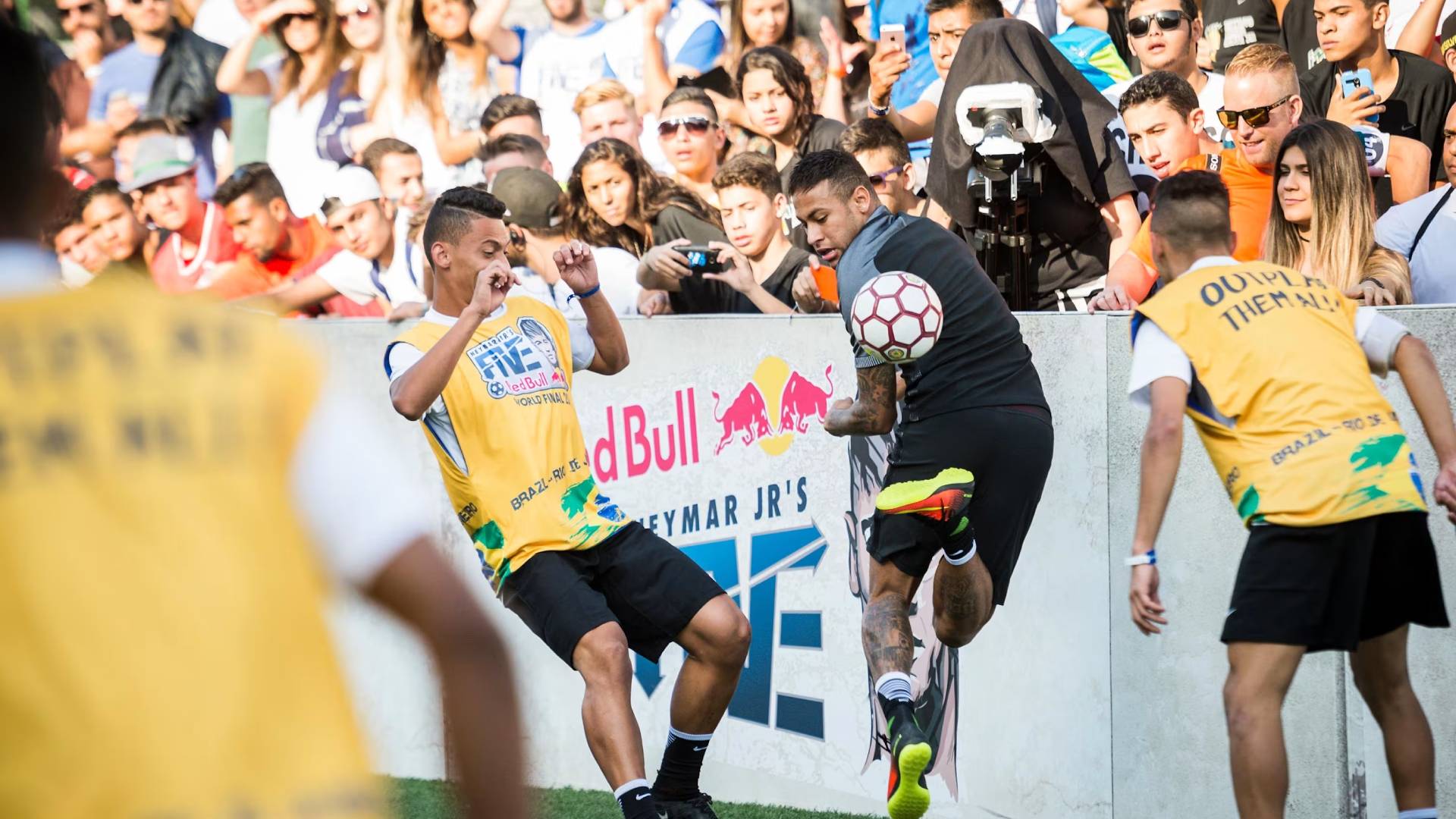 neymar-jadu-1781089028.jpg