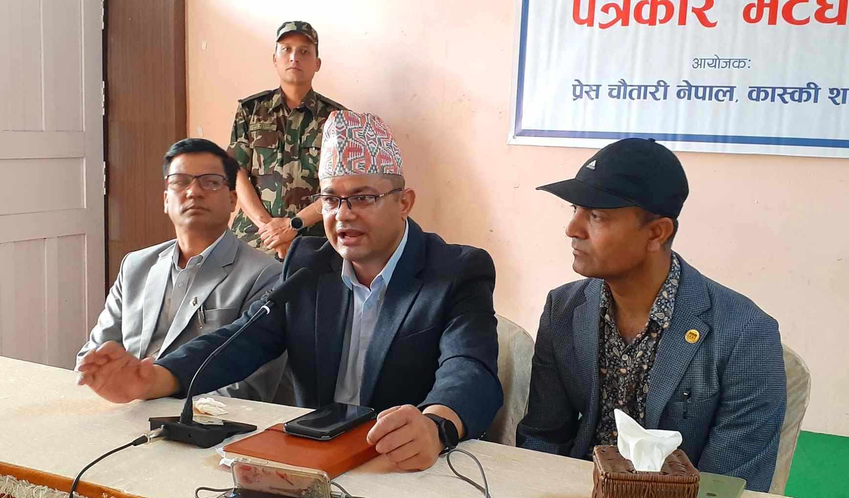 गण्डकीको ‘गैरसंवैधानिक सरकार’लाई कानुनमन्त्रीको बचाउ