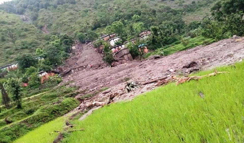 बझाङ पहिरो अपडेट : ६ जनाको शव भेटियो, १ जना अझै बेपत्ता