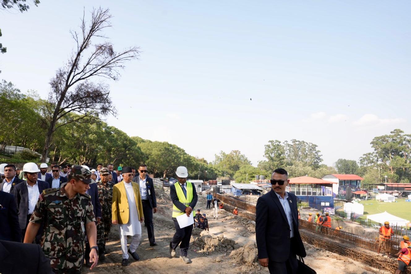 pm-oli-at-TU-ground-(10)-1749380965.jpg