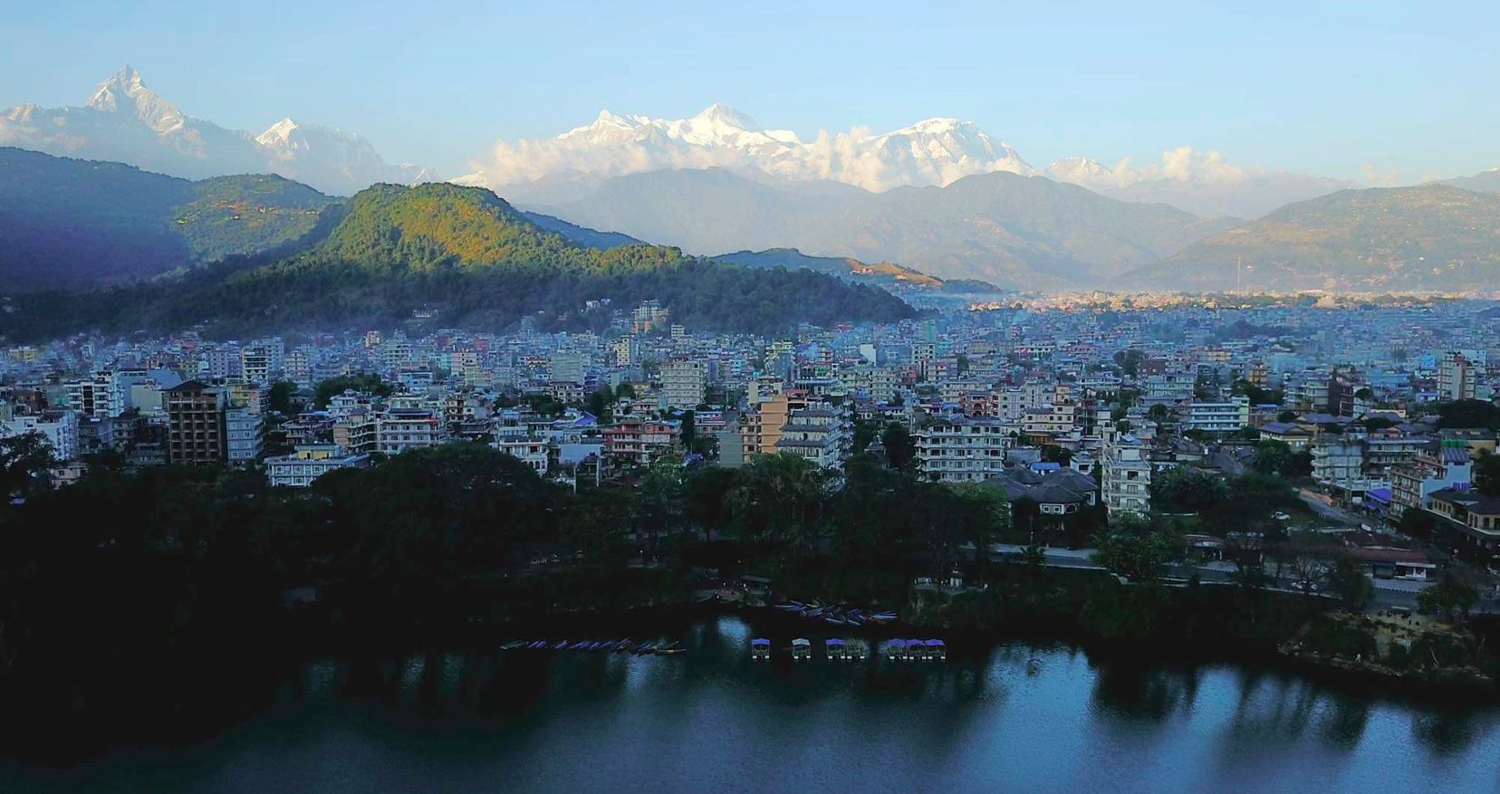 पर्यटकीय राजधानी पोखरामा सडक महोत्सवको रौनक