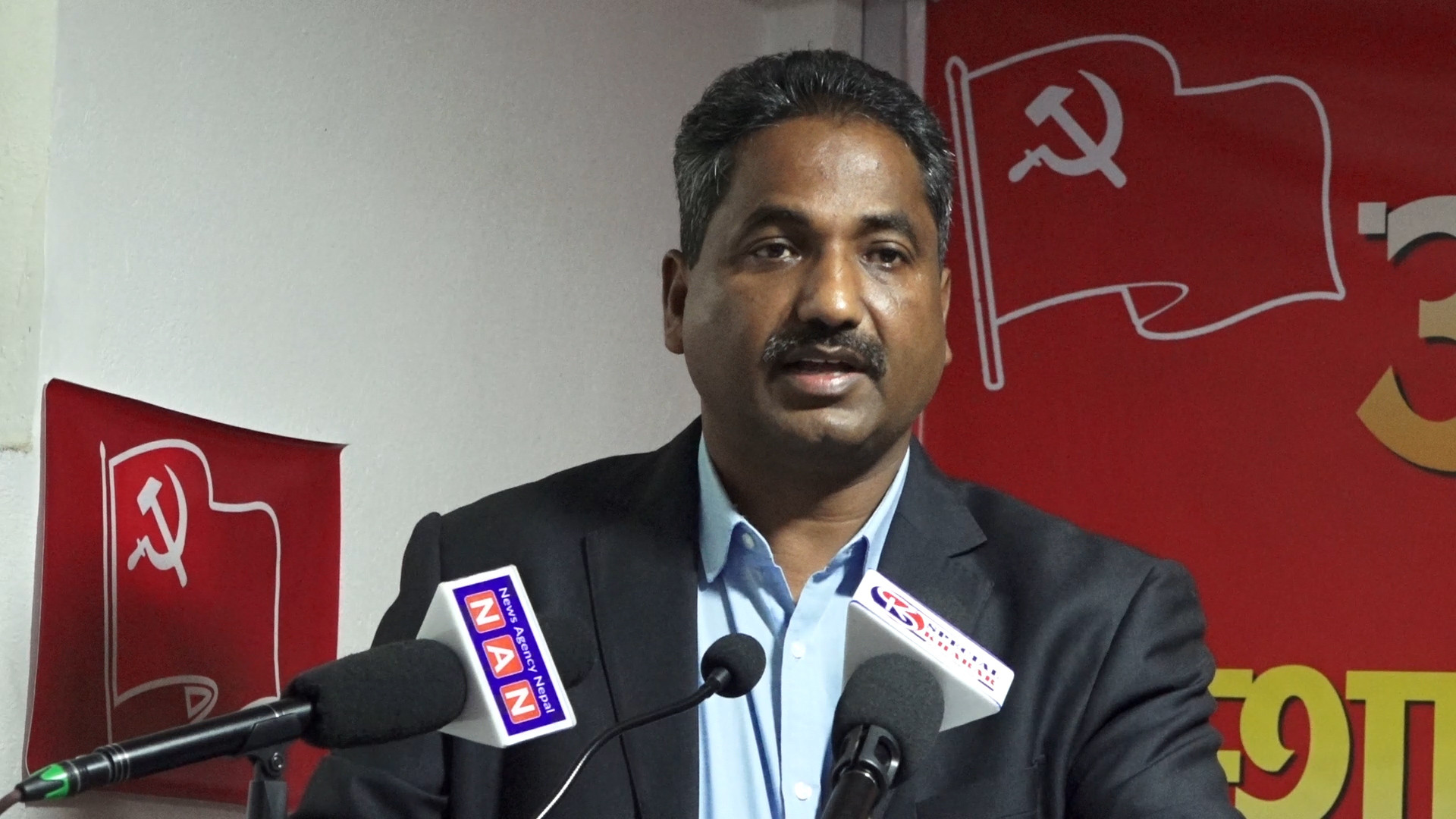 मुलुकको निकासका लागि वर्तमान सरकार विघटन गर्नुपर्छ, राष्ट्रपतीय प्रणालीमा जाऊँ: प्रभु साह