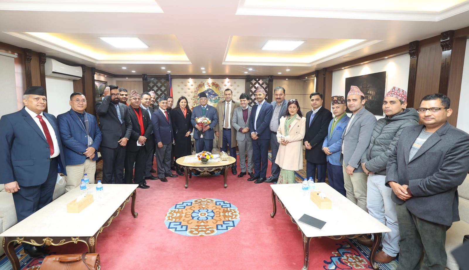 विदेशमा रहेका नेपालीले भोग्नुपरेका कानुनी समस्या समाधान गर्छु: प्रधानमन्त्री प्रचण्ड