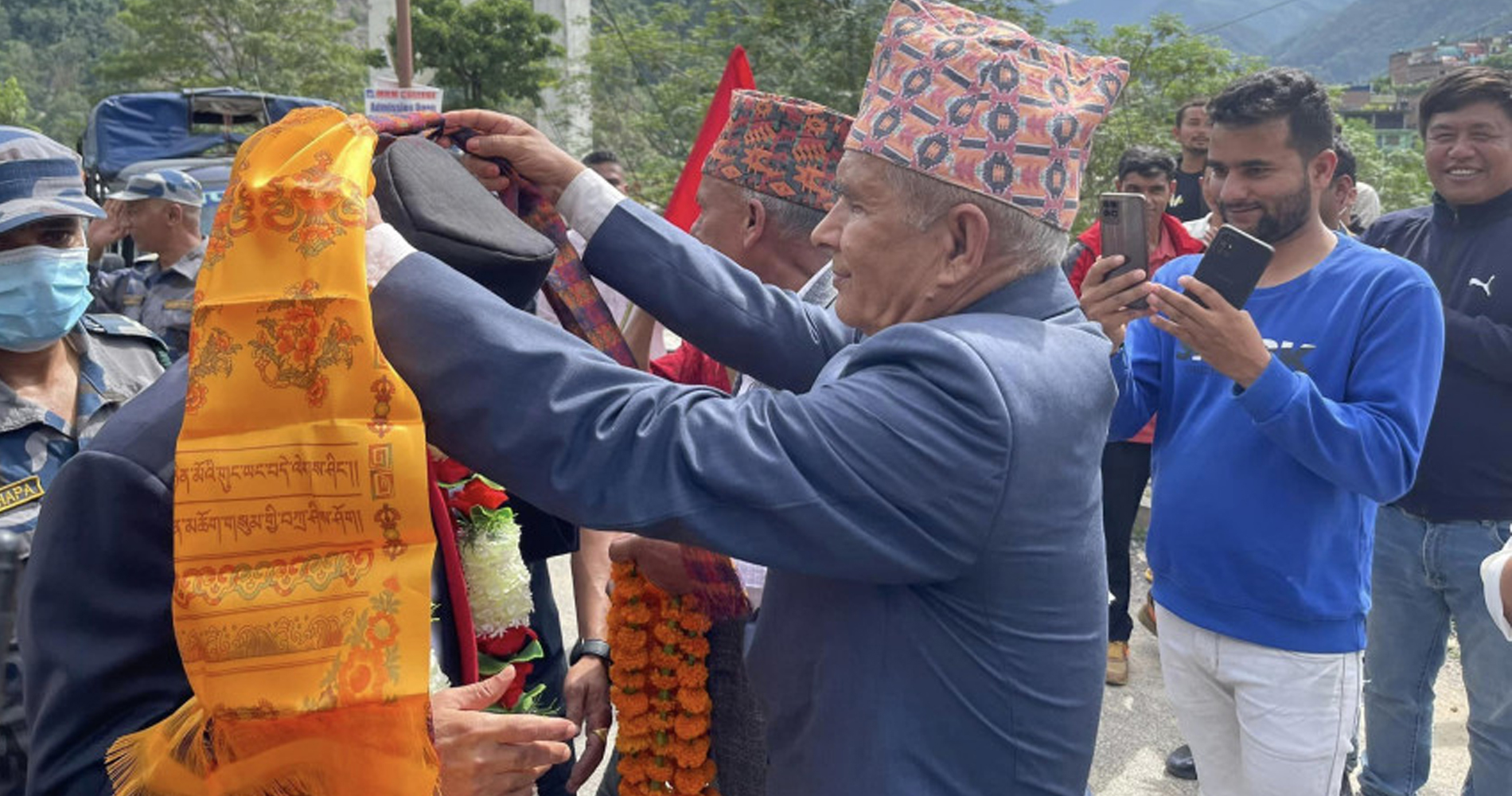 गोरखा- २ मा प्रचण्डलाई ९९ वर्षीय टीकादत्त पोखरेलको चुनौती, अरु को-को छन् प्रतिस्पर्धी ?