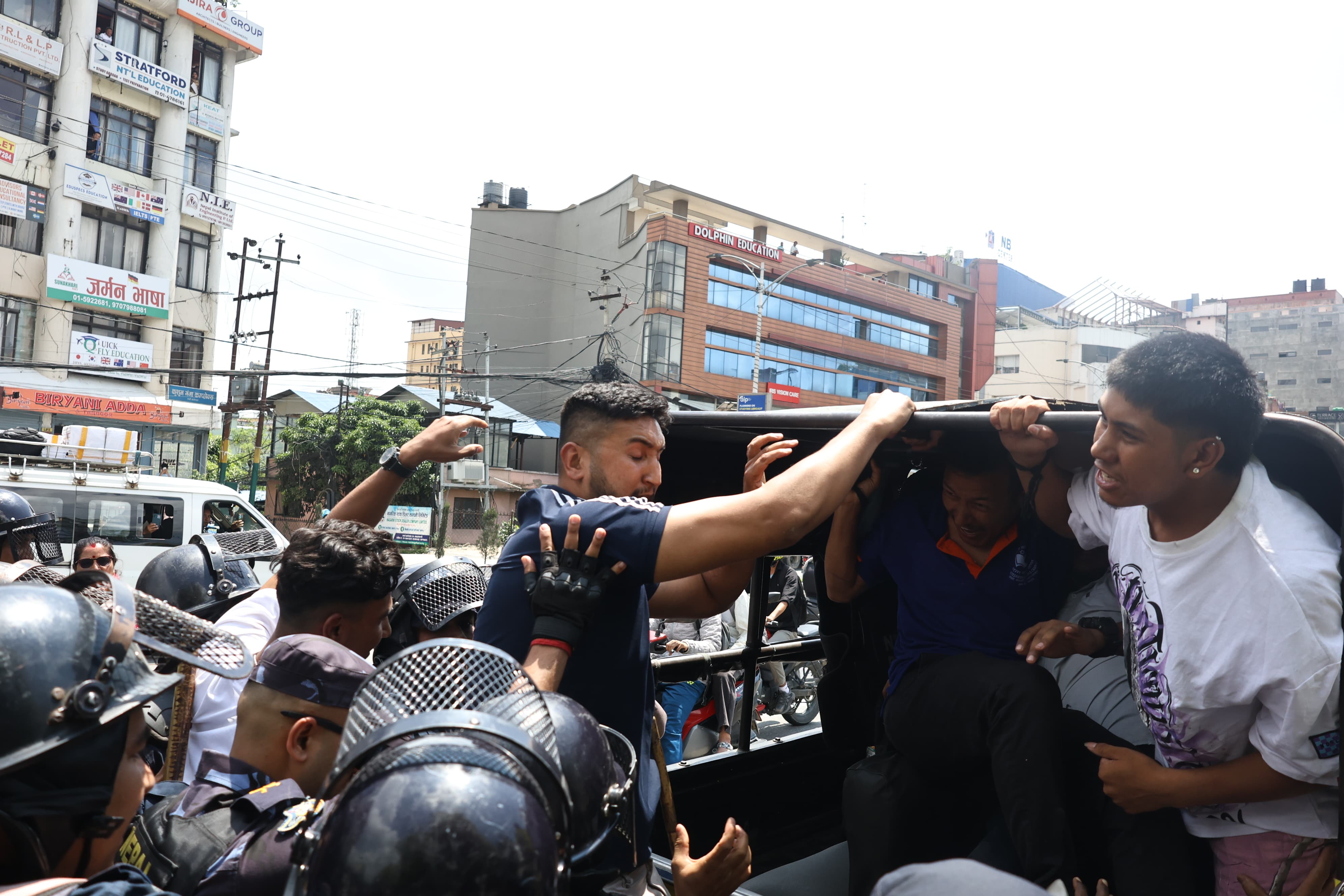 protest-for-Rebika-(4)-1748420824.jpg