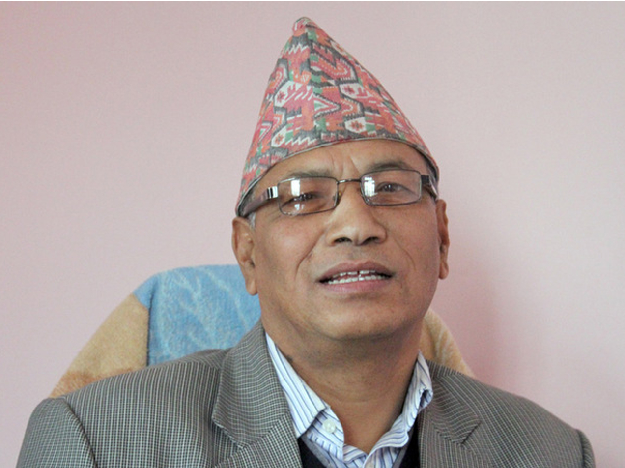 मन्त्री पद जाेगाउन बाबुराम छाडेर उपेन्द्रतिर लागेका श्रेष्ठ