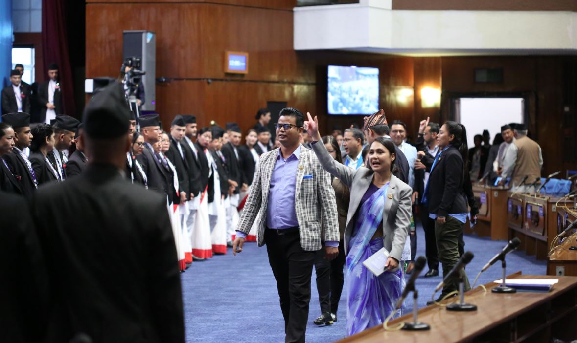 भिजिट भिसा प्रकरण: रास्वपा र राप्रपाले गरे संसद बैठक बहिष्कार