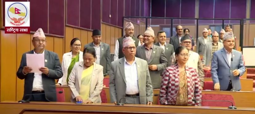 कुलमानलाई हटाएको विषयमा राष्ट्रियसभामा पनि सरकारसँग जवाफ माग, बैठक अवरुद्ध 