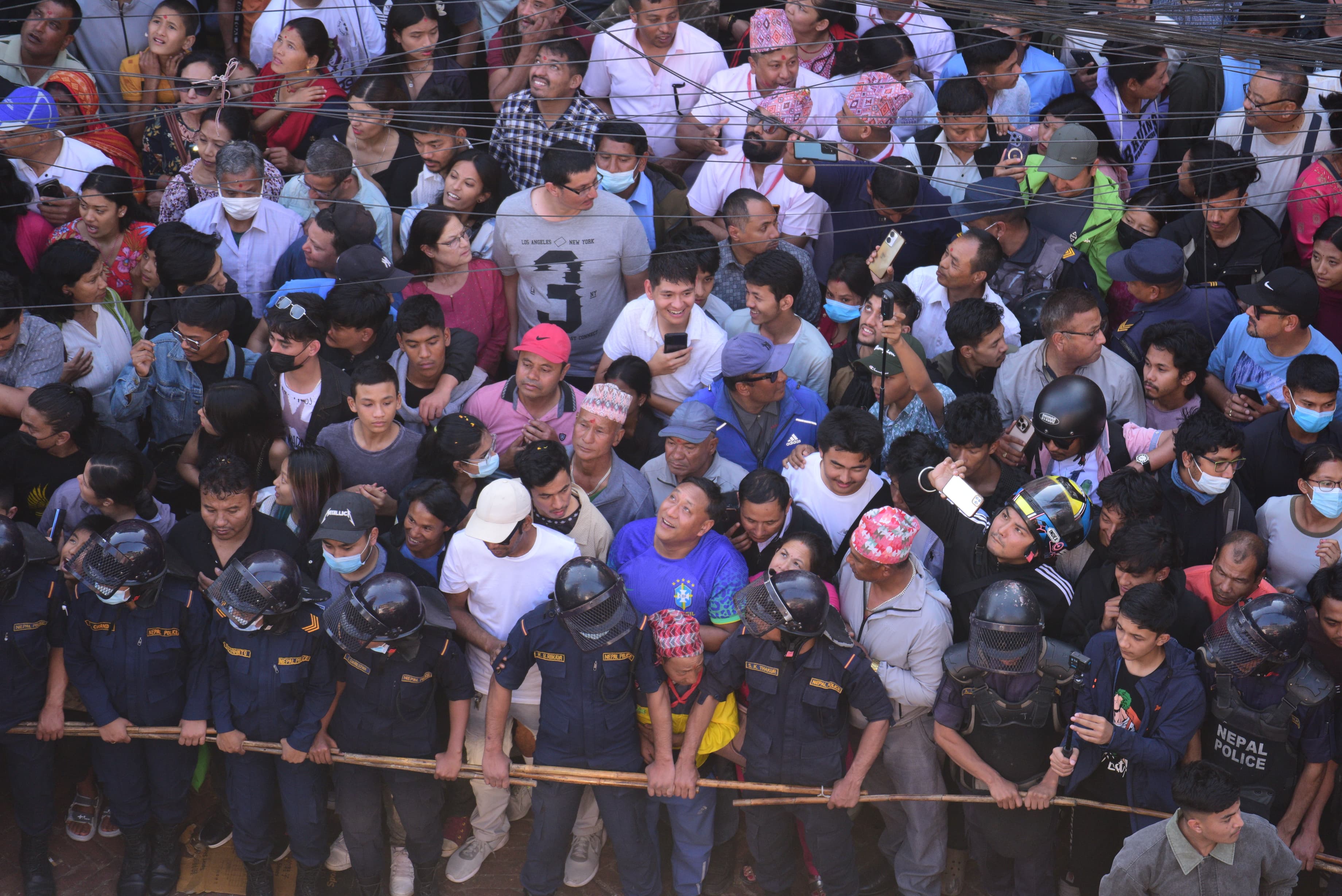 rato-machhindra-(8)-1746796183.jpeg
