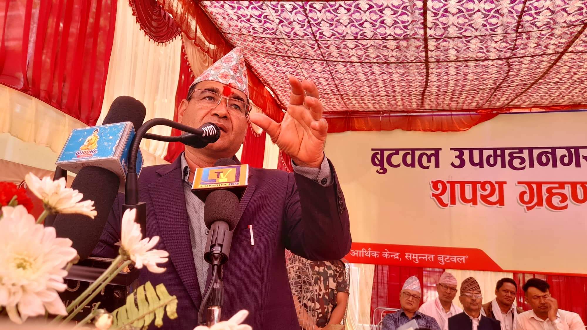 चुनौतीकै बीचमा जितेका जनप्रतिनिधिले उत्कृष्ट कार्य गरेर देखाउनु होला : मुख्यमन्त्री केसी