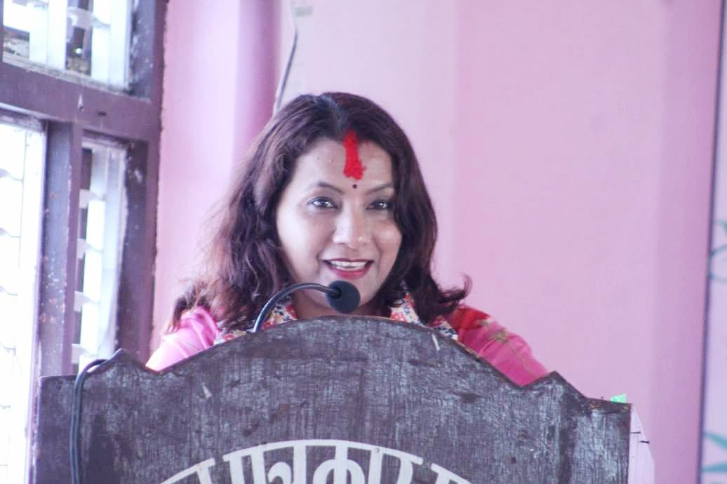एकल कविता वाचनमा सन्ध्या रेग्मीले सुनाईन् नारी चेतना र प्रणयका रचना  