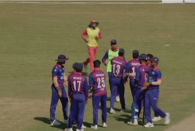 लगातार दुई बलमा सन्दीपले झारे ओमानका दुई विकेट