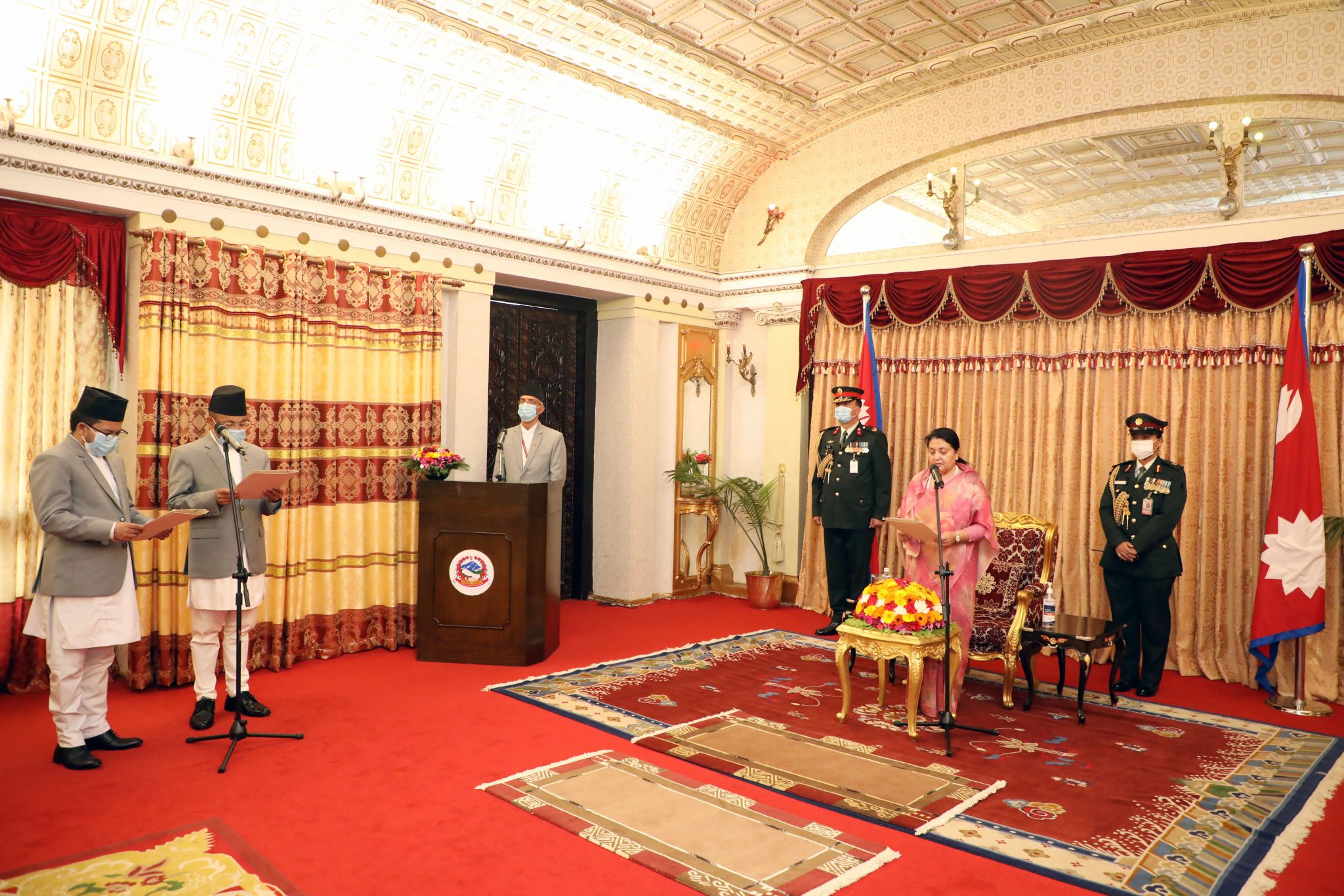 राजदूतद्वय रेग्मी र विश्वकर्माले लिए शपथ