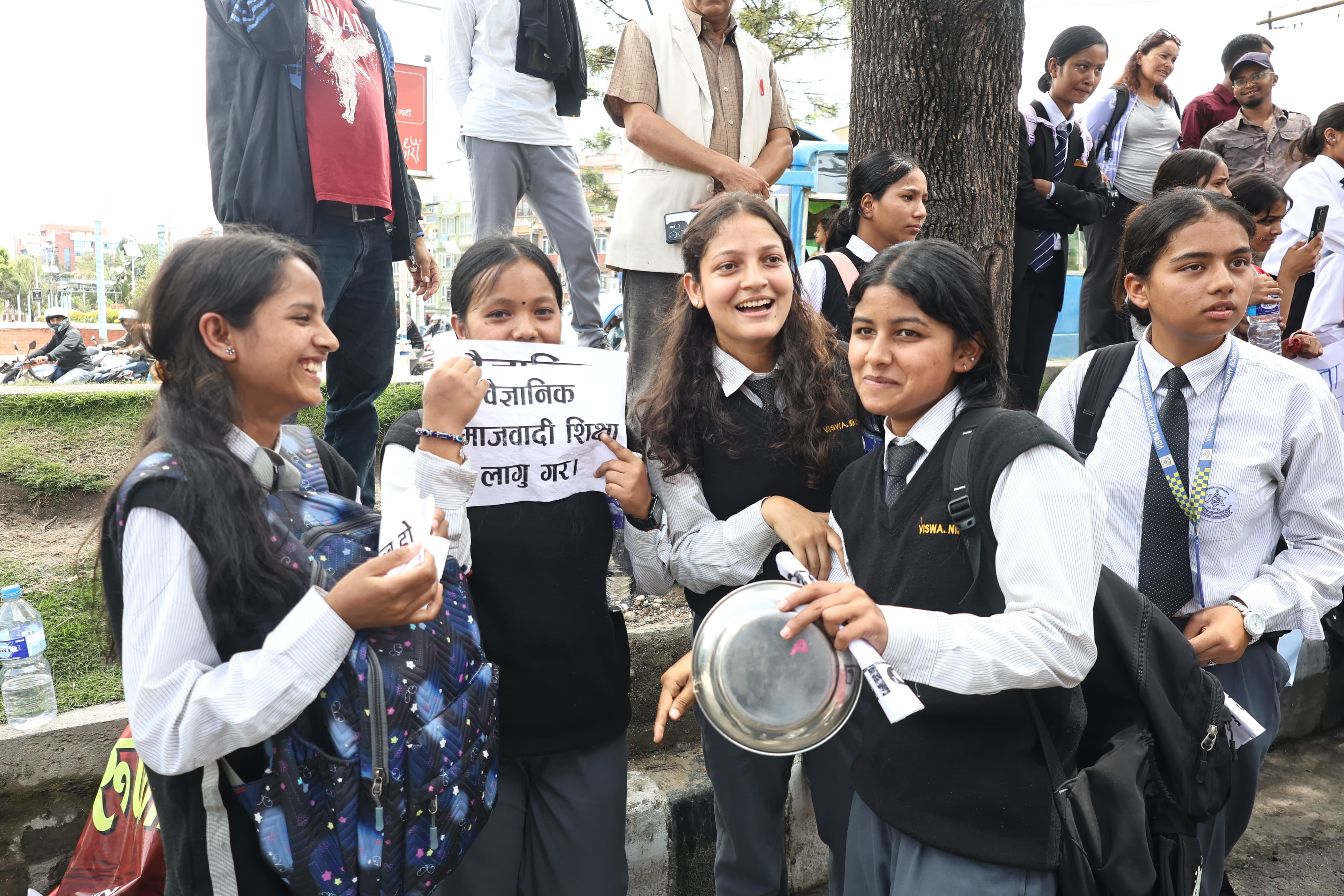 school-dress-mai-protest-(28)-1752478176.jpeg