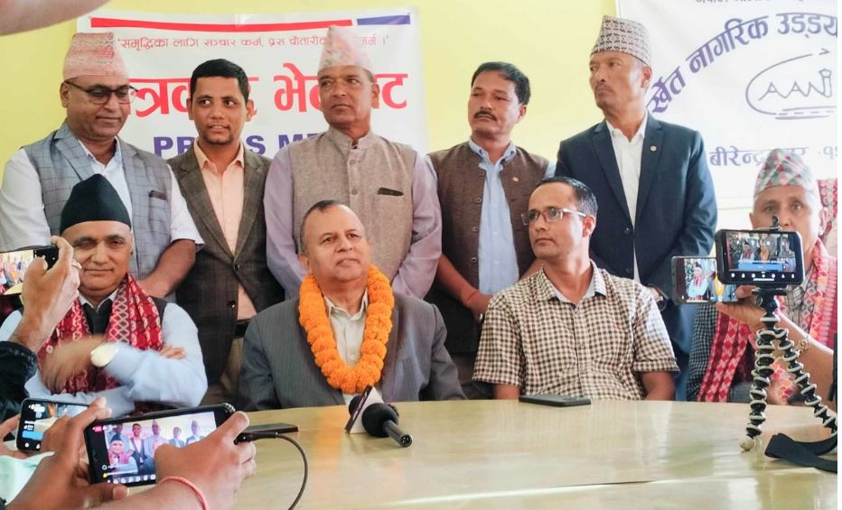 शंकर पोखरेलको आरोप- सरकारबाट बाहिरिएपछि प्रचण्डले भ्रम छर्ने काम गरिरहेका छन् 