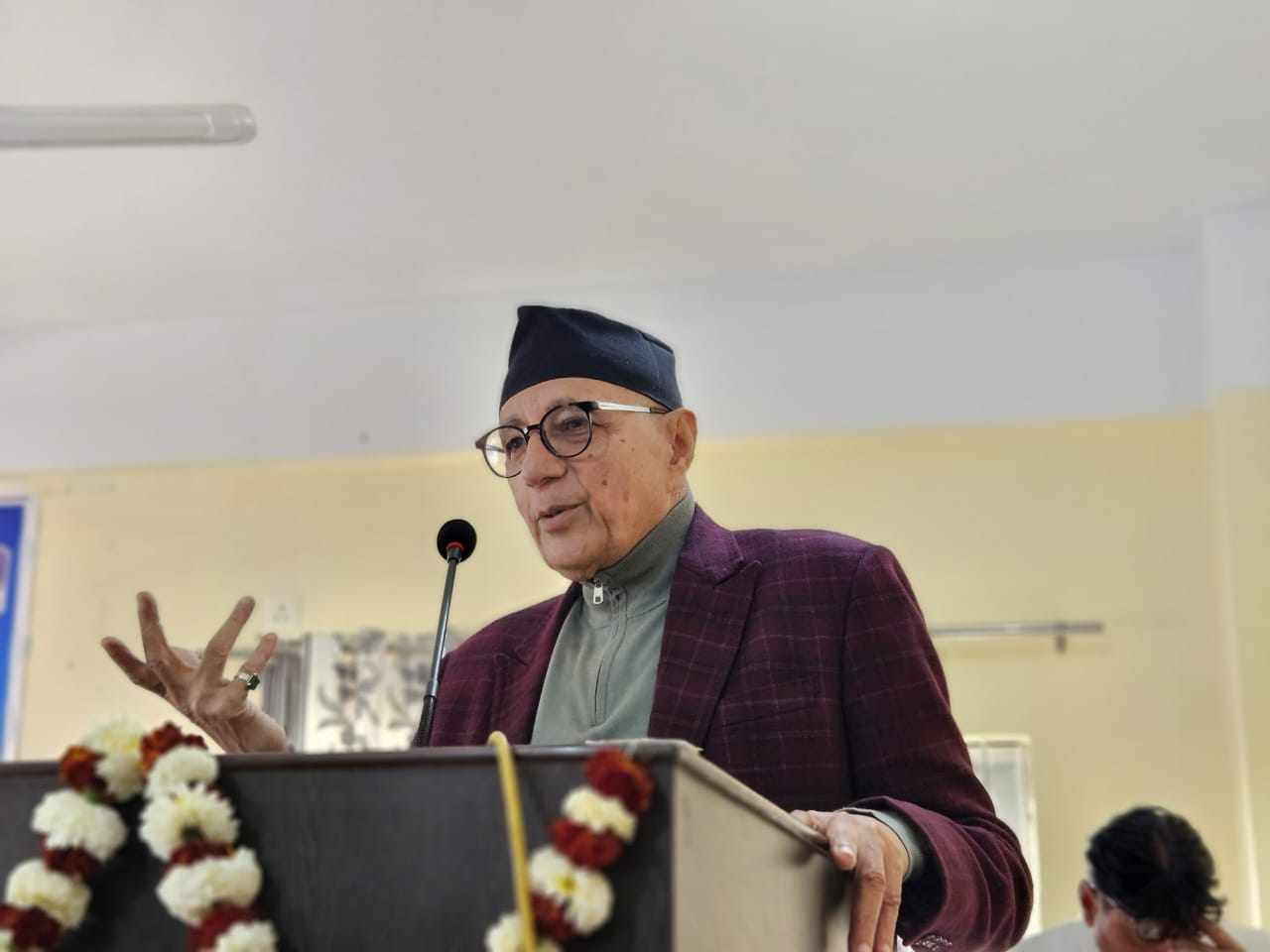 शेखरले सरकारलाई भने- शिक्षकको माग पूरा गर