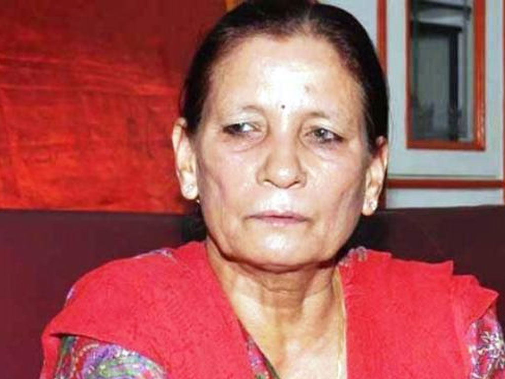 प्रधानमन्त्री प्रचण्डपत्नी सीता अस्पताल भर्ना, उपचार हुँदै