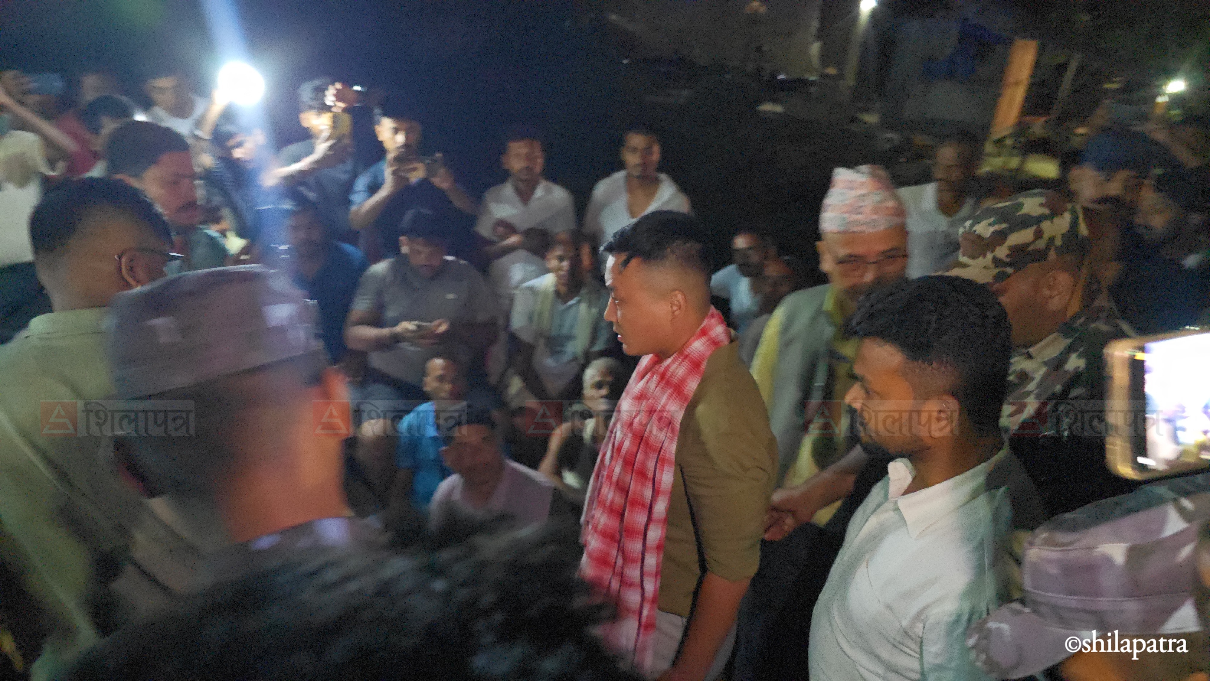 sudhan-gurung-in-siraha--(5)-1785544277.jpeg
