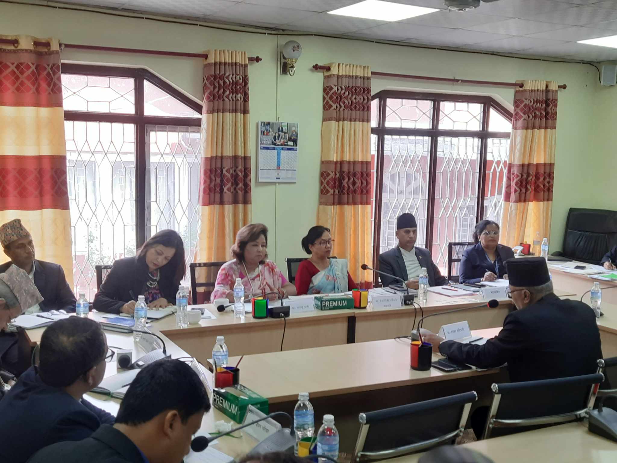 राजदूतबारे निर्णय गर्न बोलाइएको संसदीय सुनुवाइ समितिको बैठक किन भयो स्थगित ?