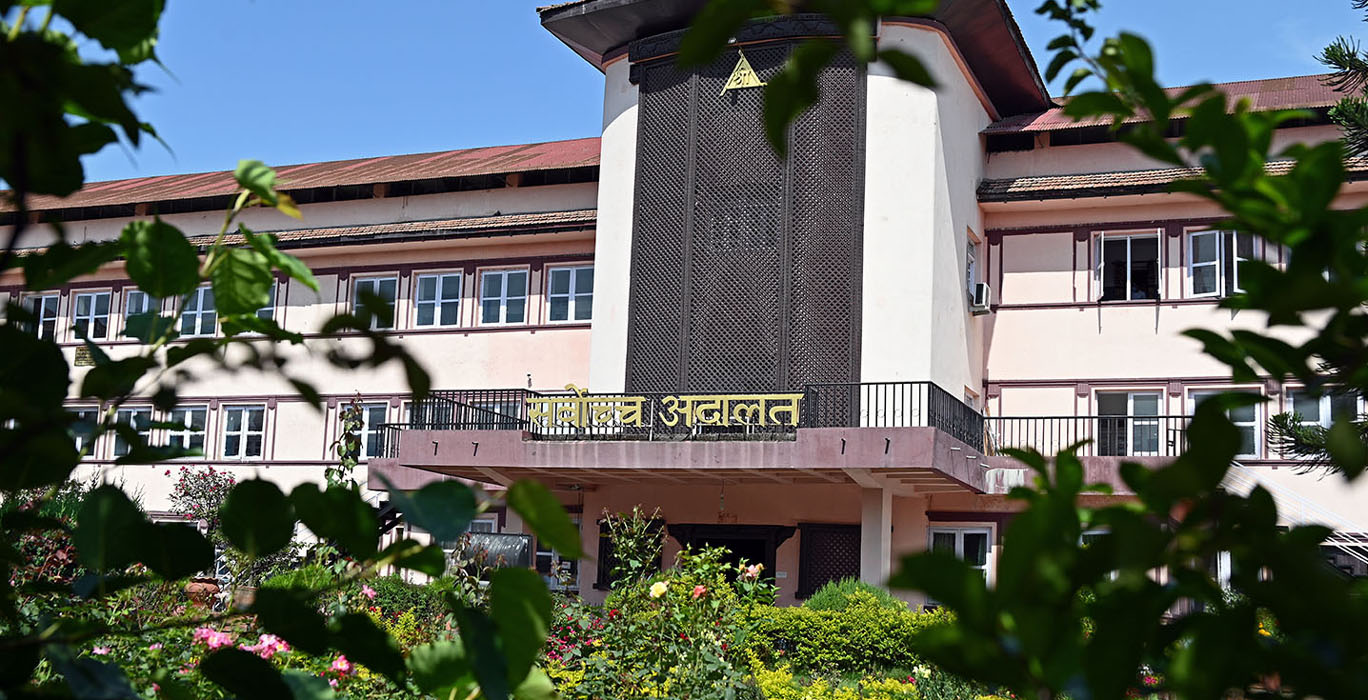 निजामती कर्मचारी र शिक्षकका ट्रेड युनियन खारेजको बाटो खुल्यो