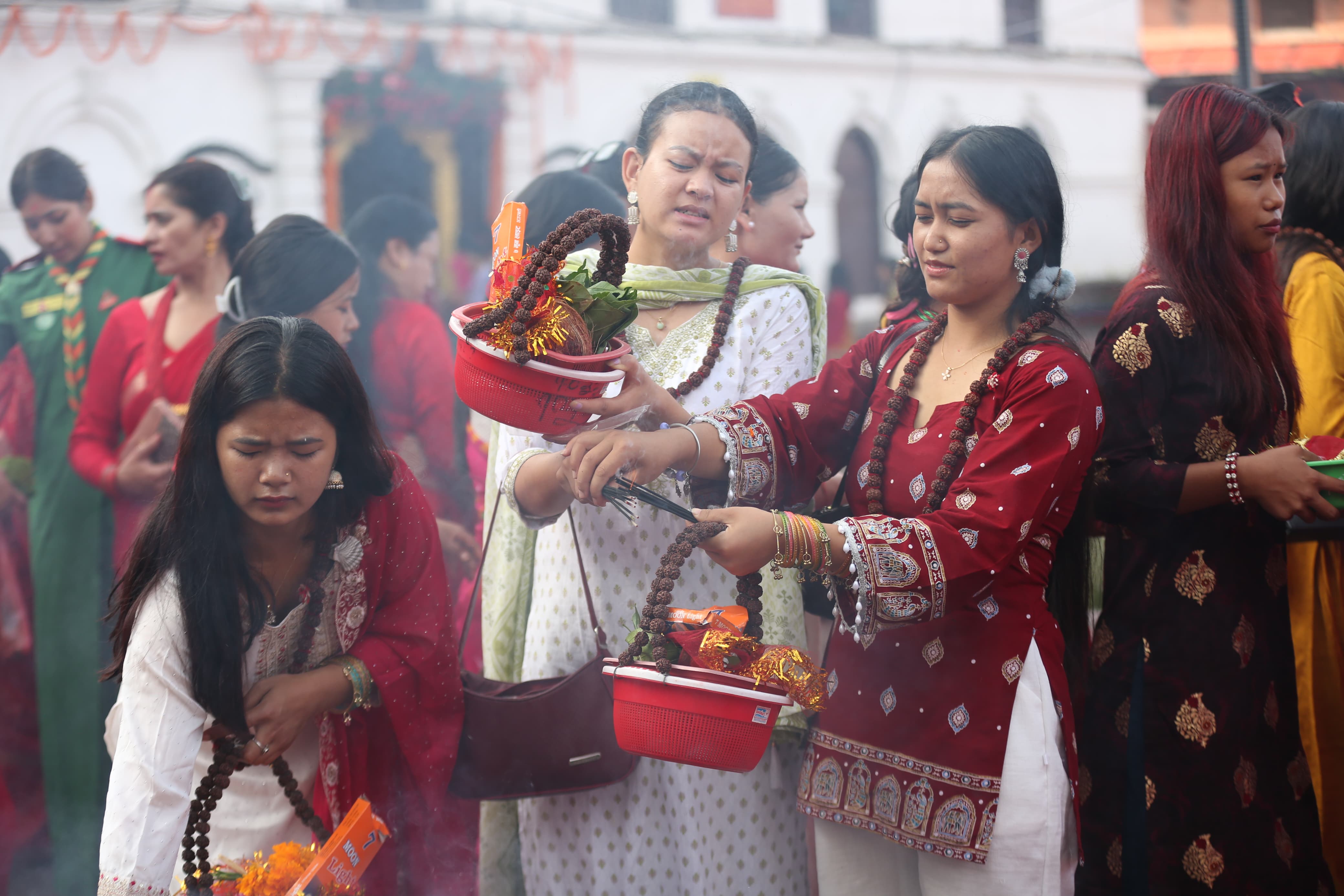 teej-2083-pasupatinath-(6)-1789356310.jpg