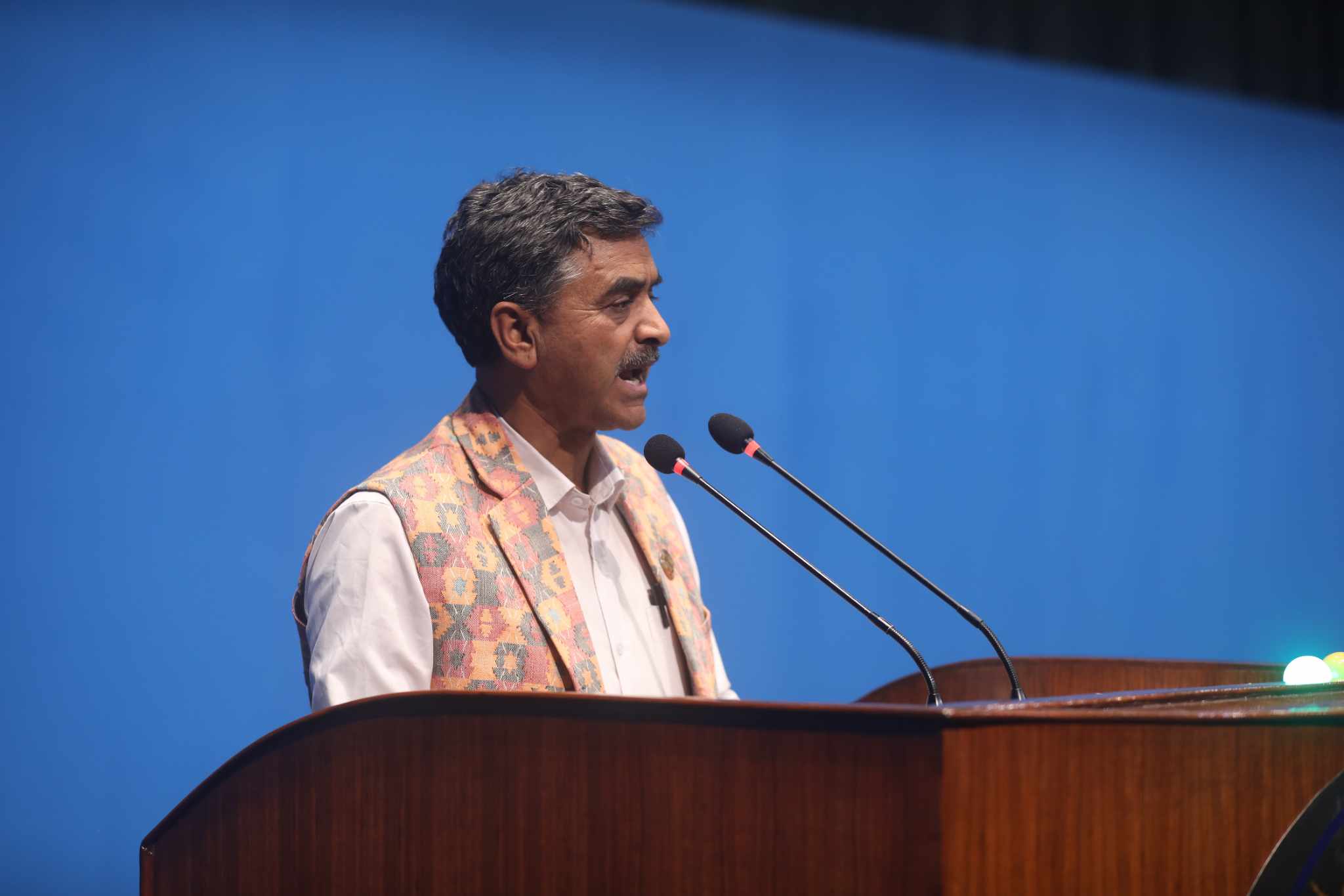 एमाले सांसद भन्छन्- बेरुजुका कारण सरकारको कार्यक्षमतामाथि प्रश्न उठ्यो