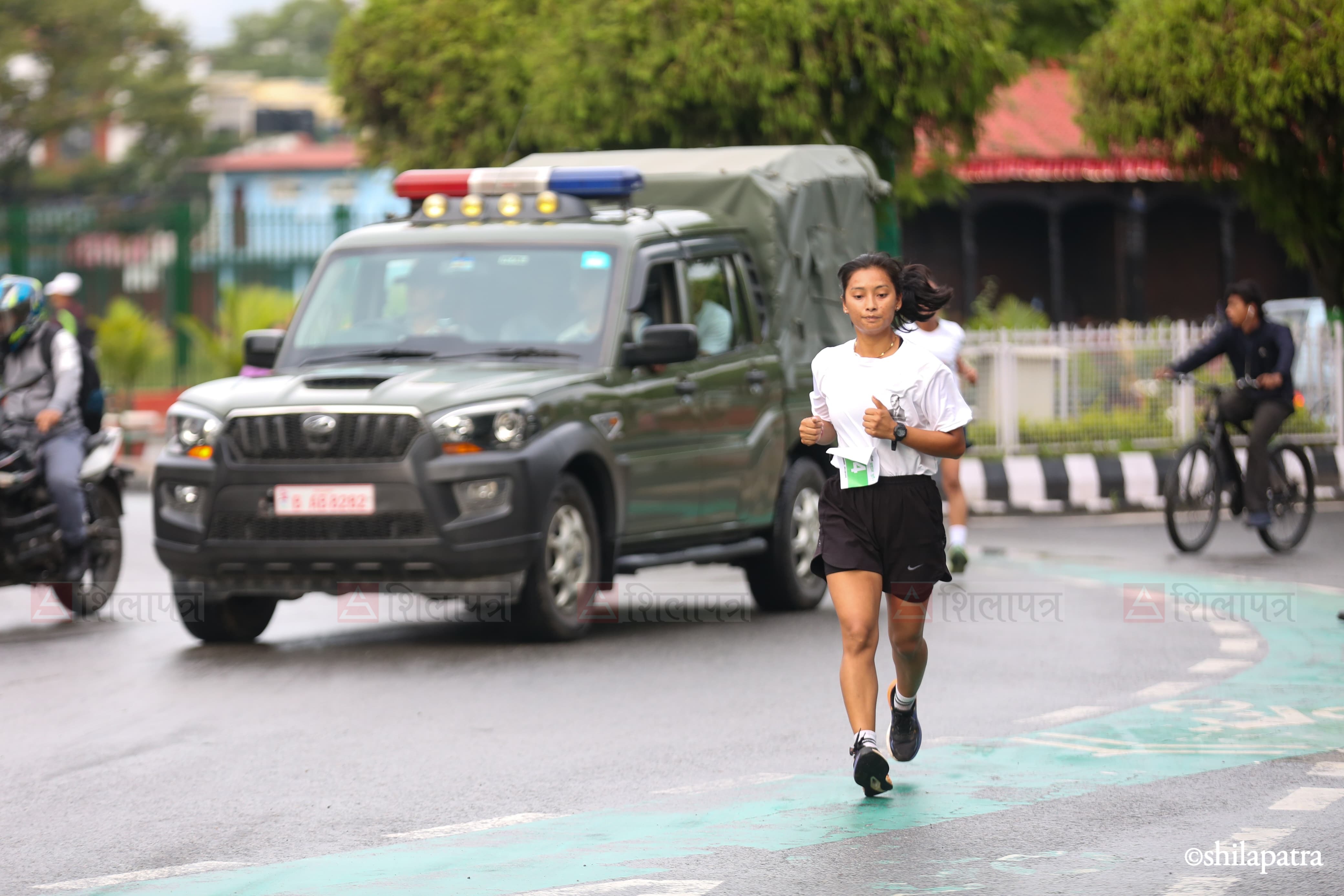 women's-re-run-(16)-1787367148.jpg