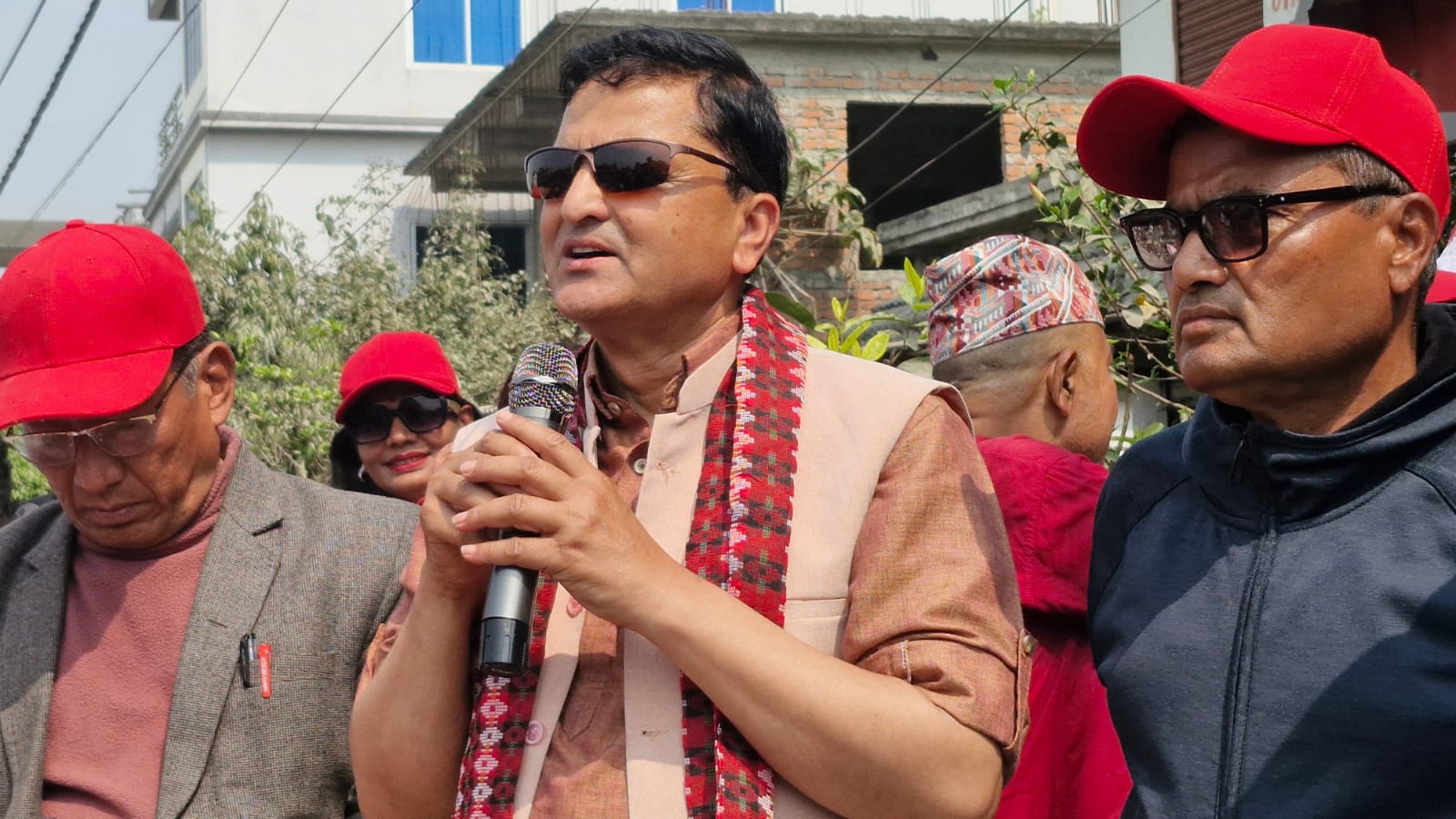 बालेनलाई झापा– ५ मा उम्मेदवार बनाएर मुलुकमा द्वन्द्व सिर्जना गर्न खोजिएको योगेश भट्टराईको आरोप