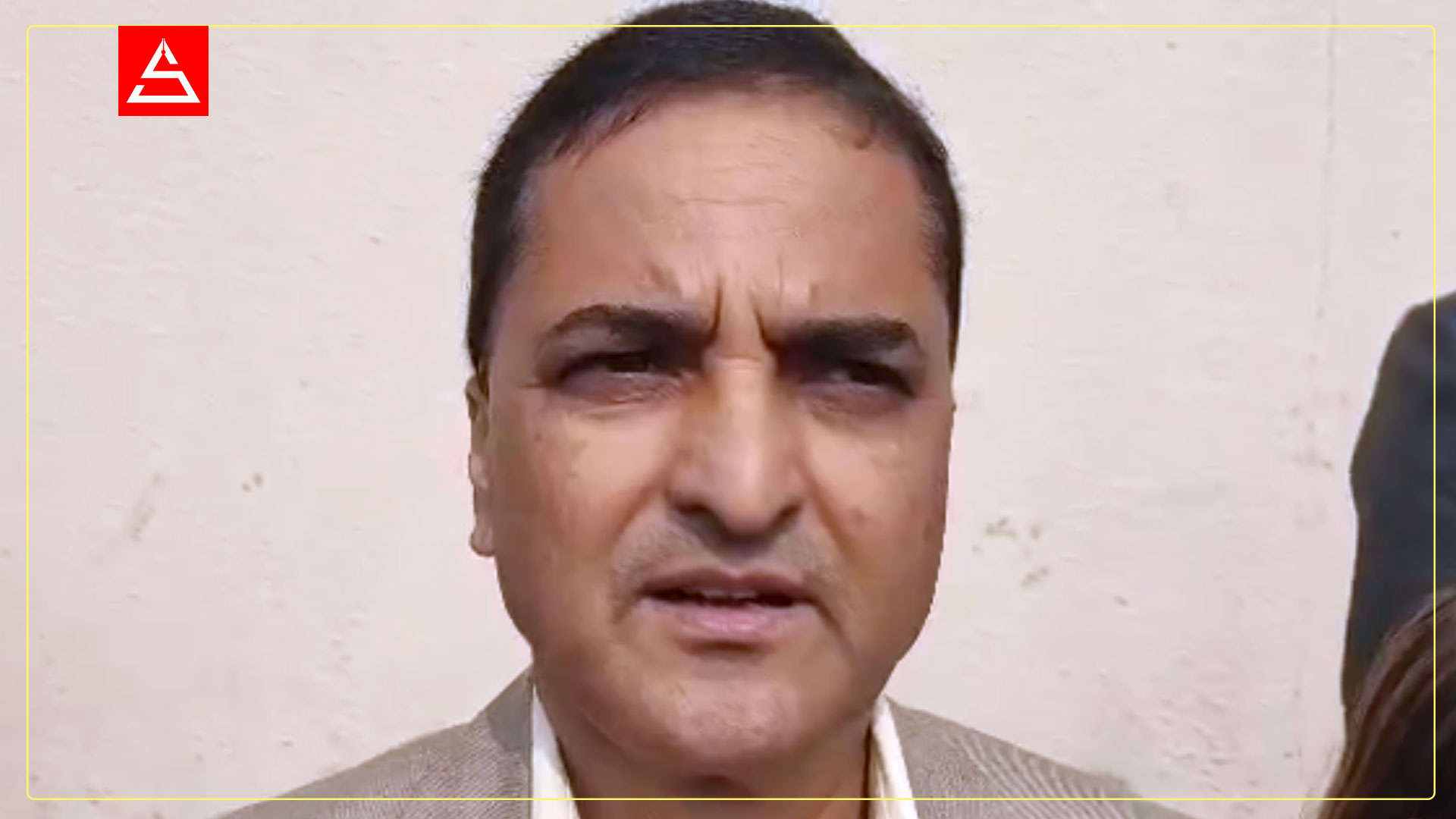 योगेश भट्टराई भन्छन्– प्रधानमन्त्रीले ब्ल्यांक चेक माग्नुभएको छ, हामी दिँदैनौँ