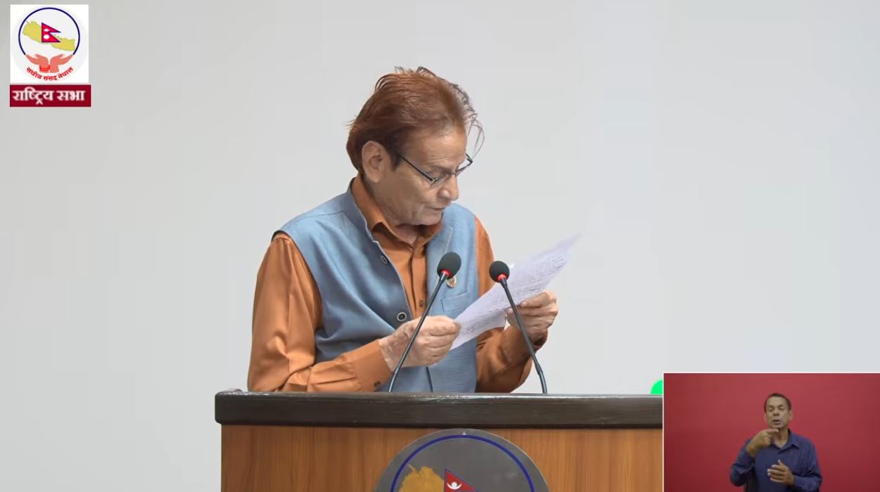 राष्ट्रिय मुद्दामा जनताको ध्यान मोड्‌न माहिर सरकार छ : सांसद शर्मा