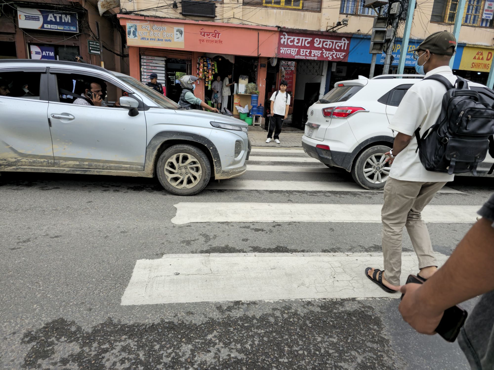zebra-cross-(9)-1750046511.jpg